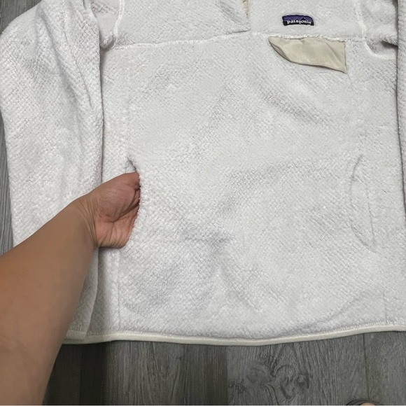 Patagonia Women’s Re-Tool Snap-T pull over/ tan& white color /Size M - Picture 6 of 14
